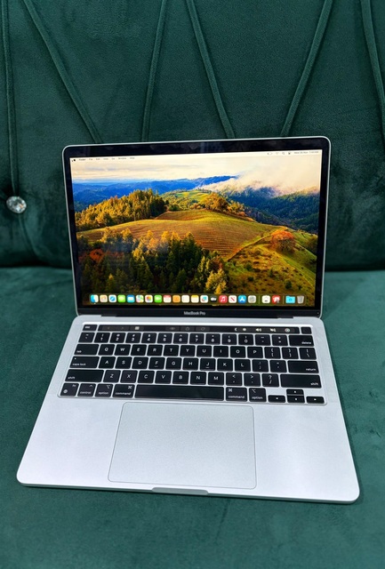 MacBook Pro 2020 13-inch Apple M1 Chip