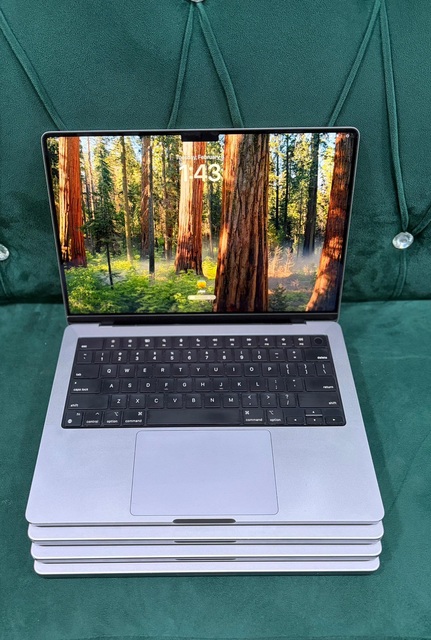 MacBook Pro 2018 13-inch Intel Core i7 