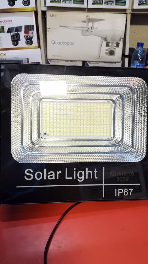 Outdoor solar light , with high quality battery .