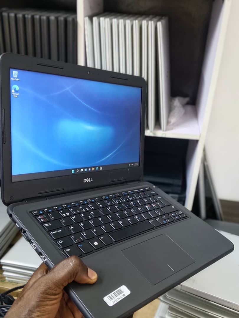 Dell Latitude 3310 Laptop