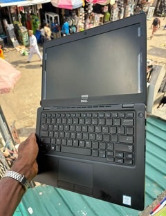 Dell Latitude 5290