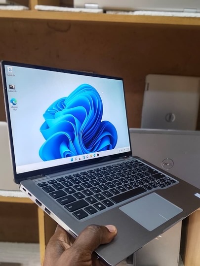 Dell Latitude 7400 2-in-1 (x360) convertible